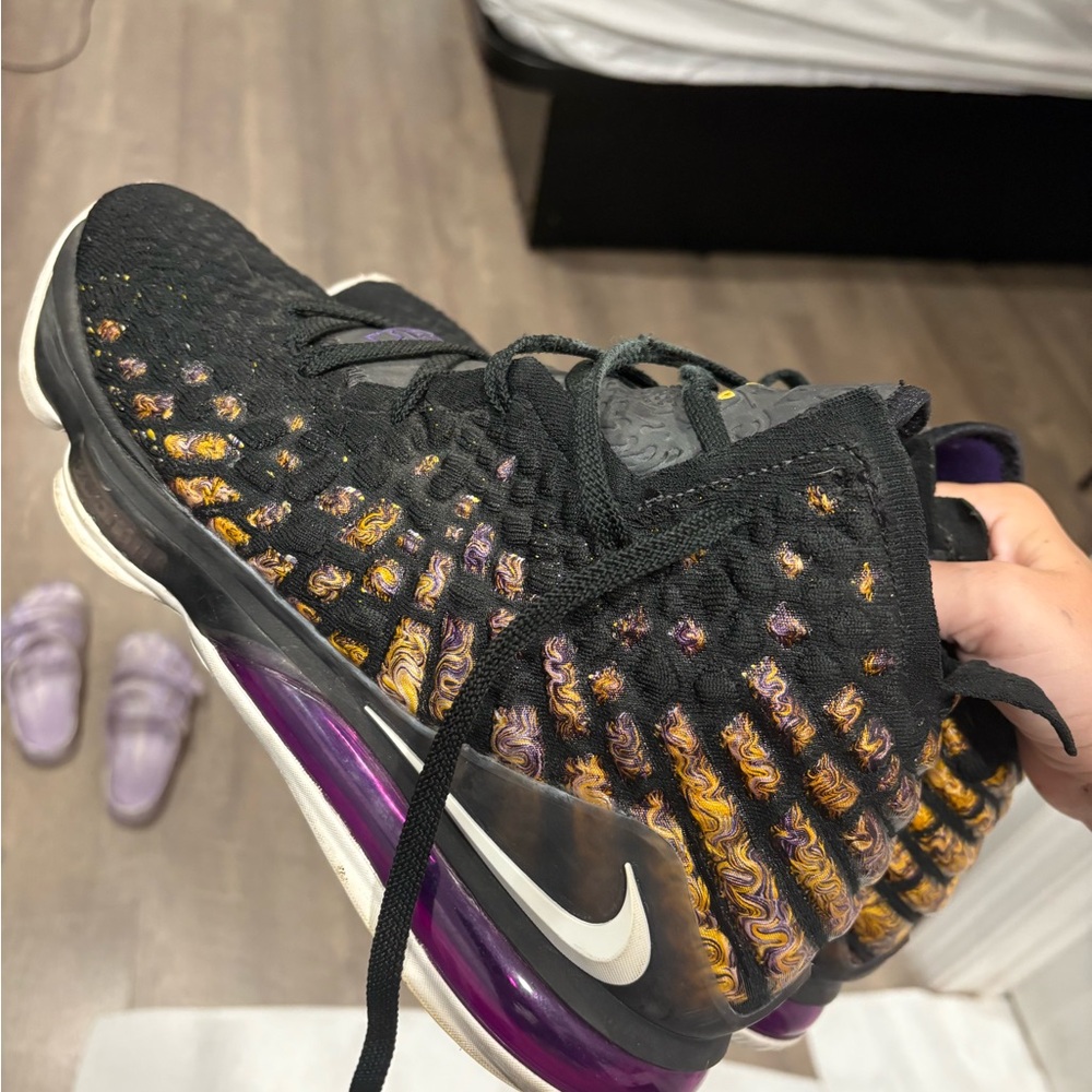 Nike Black and Purple Athletic Shoes with Geometric Design